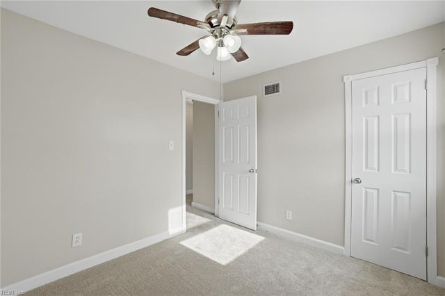 3016 Coach House LN, Virginia Beach, VA 23452