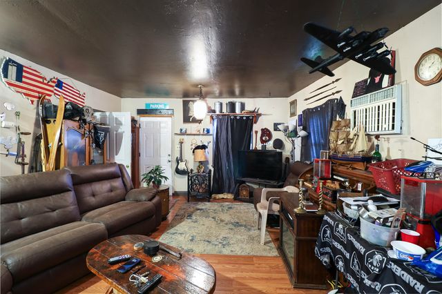 815 Locust Street, Redding, CA 96001