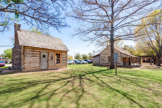 837 E Wall Street, Colleyville, TX 76051