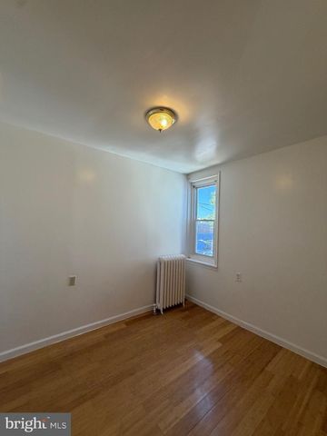2246 S FELTON ST, Philadelphia, PA 19142