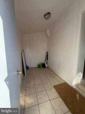 2246 S FELTON ST, Philadelphia, PA 19142