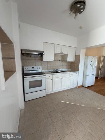 2246 S FELTON ST, Philadelphia, PA 19142