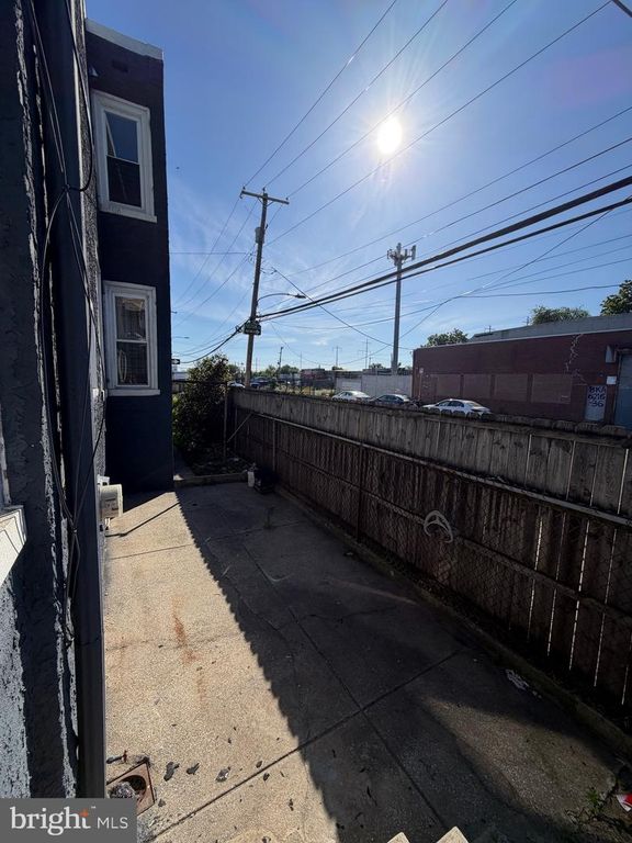 2246 S FELTON ST, Philadelphia, PA 19142