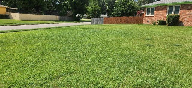 1260 RANDALL DR, Memphis, TN 38116