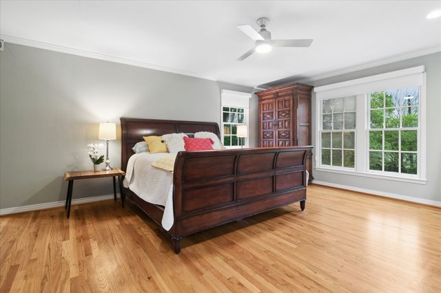 8106 San Benito Way, Dallas, TX 75218