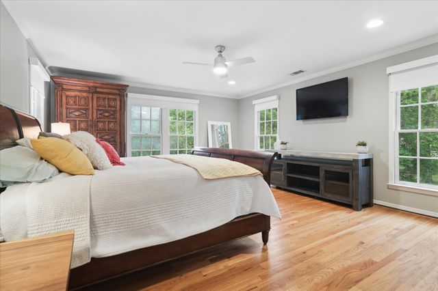 8106 San Benito Way, Dallas, TX 75218