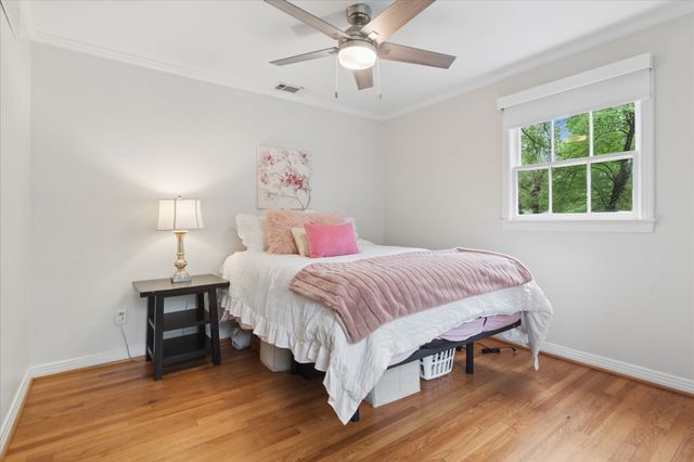 8106 San Benito Way, Dallas, TX 75218