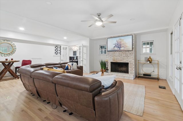 8106 San Benito Way, Dallas, TX 75218