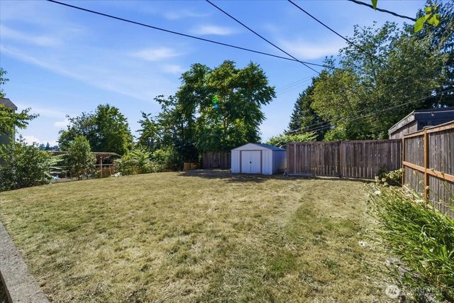 4153 39th Avenue SW, Seattle, WA 98116