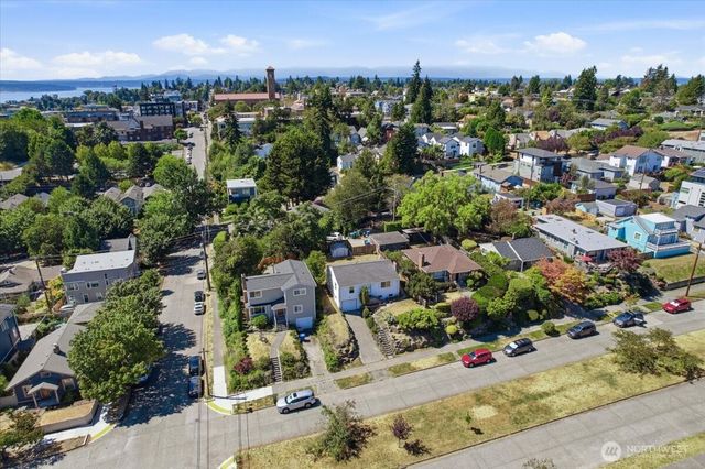4153 39th Avenue SW, Seattle, WA 98116