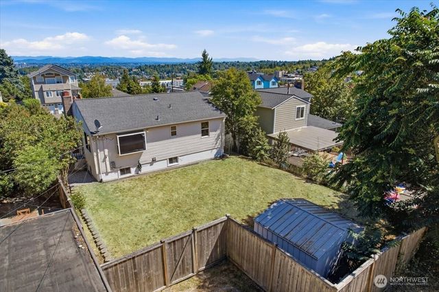 4153 39th Avenue SW, Seattle, WA 98116