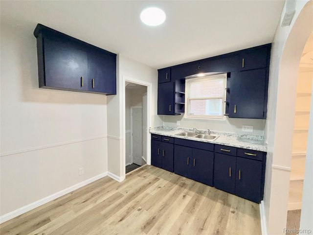 10630 Whitehill Street, Detroit, MI 48224