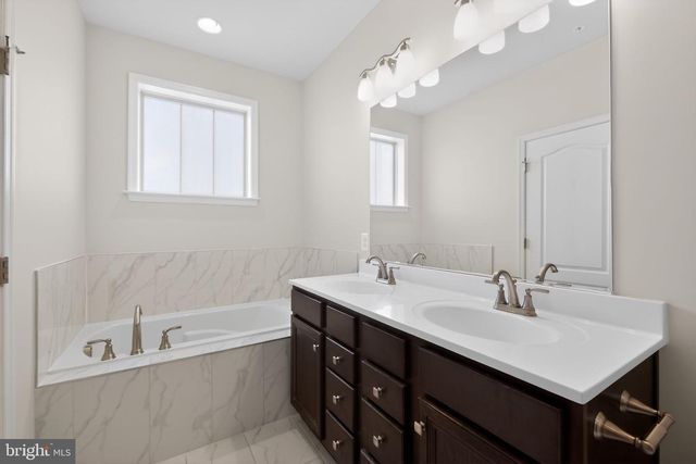 1518 RICKETTS RD, Frederick, MD 21702