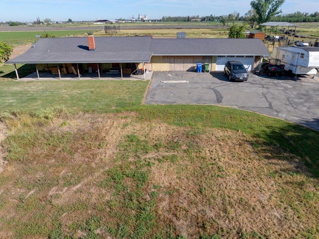 3725 W Simmons Rd, Turlock, CA 95380