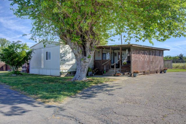 3725 W Simmons Rd, Turlock, CA 95380