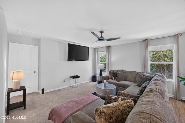 1559 W New Carraway Place SE, Bolivia, NC 28422