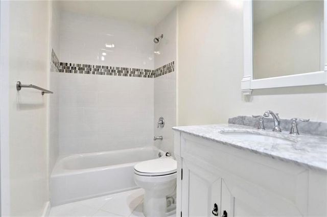 4300 S OCEAN Boulevard 1, Highland Beach, FL 33487