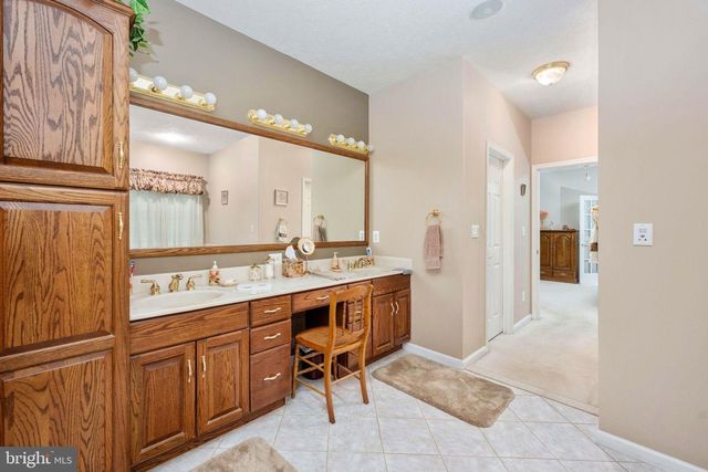 32236 DEEP MEADOW LN, Locust Grove, VA 22508