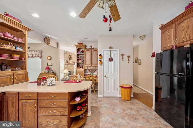 32236 DEEP MEADOW LN, Locust Grove, VA 22508