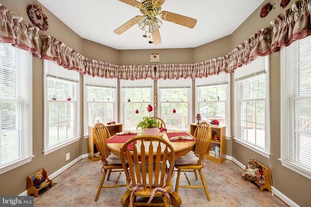 32236 DEEP MEADOW LN, Locust Grove, VA 22508