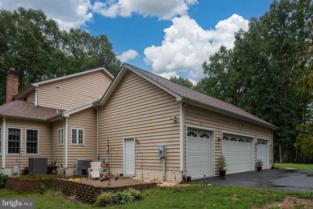 32236 DEEP MEADOW LN, Locust Grove, VA 22508