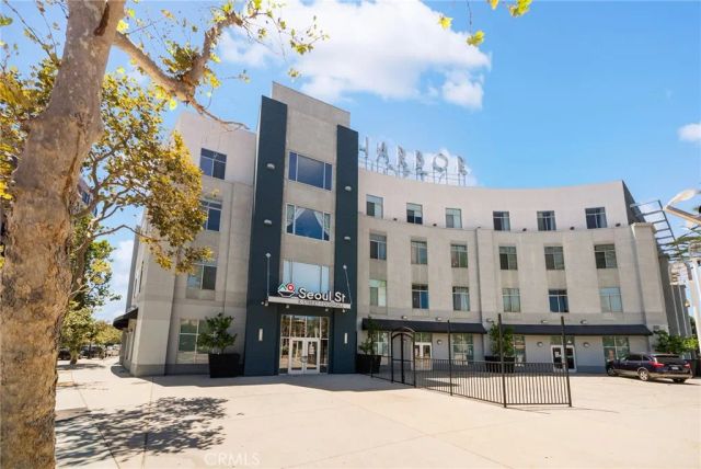 435 W Center Street Promenade 221, Anaheim, CA 92805
