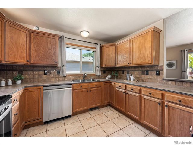 2488 Anemonie Court, Loveland, CO 80537