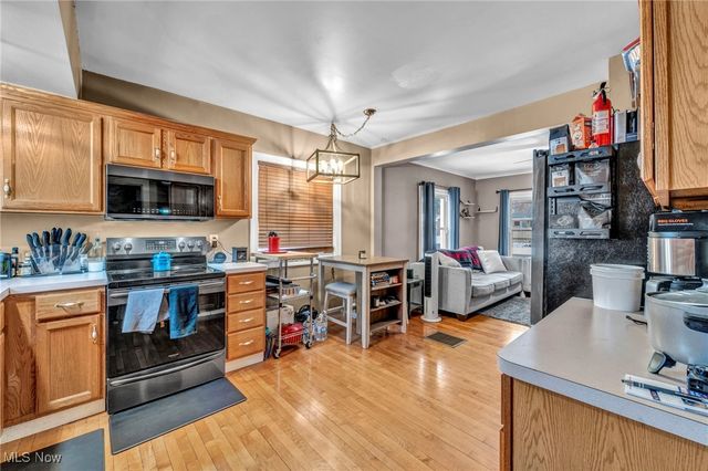 30 E Jay Street, Newton Falls, OH 44444