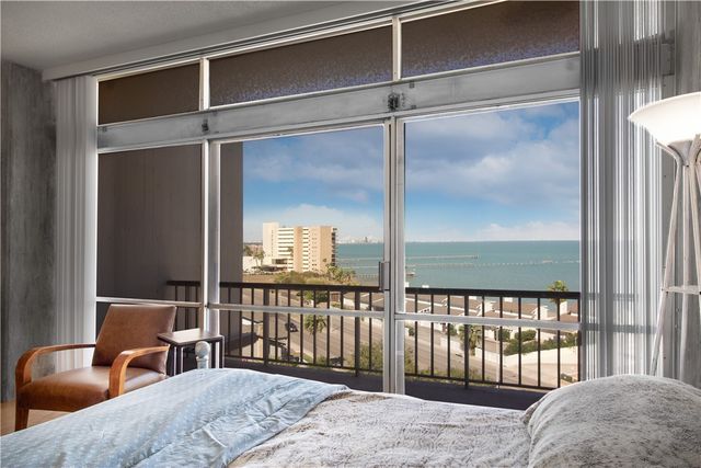 4600 Ocean Dr 702, Corpus Christi, TX 78412