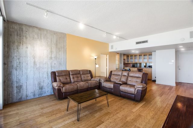 4600 Ocean Dr 702, Corpus Christi, TX 78412