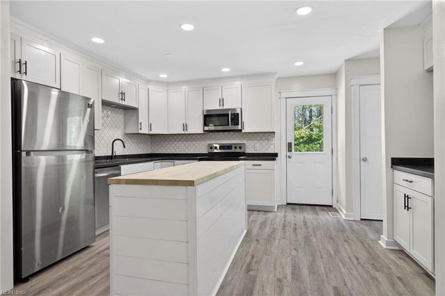 1535 Dutch RD, Suffolk, VA 23437