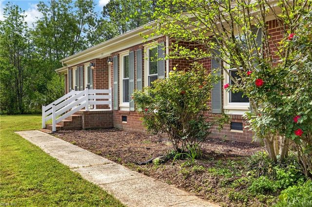 1535 Dutch RD, Suffolk, VA 23437