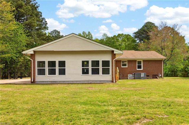 1535 Dutch RD, Suffolk, VA 23437