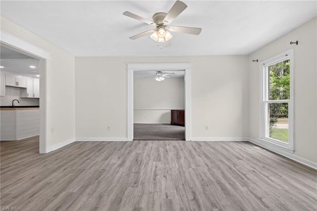 1535 Dutch RD, Suffolk, VA 23437