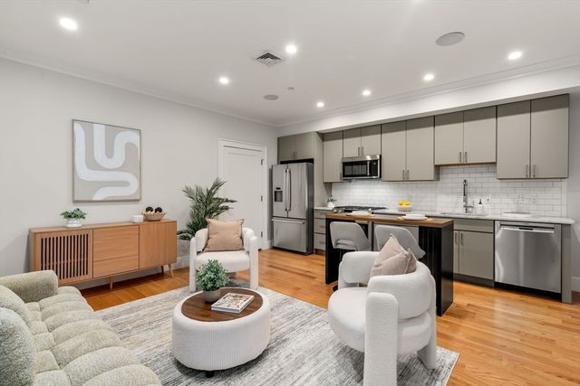 17 Vinton Street 1, Boston, MA 02127