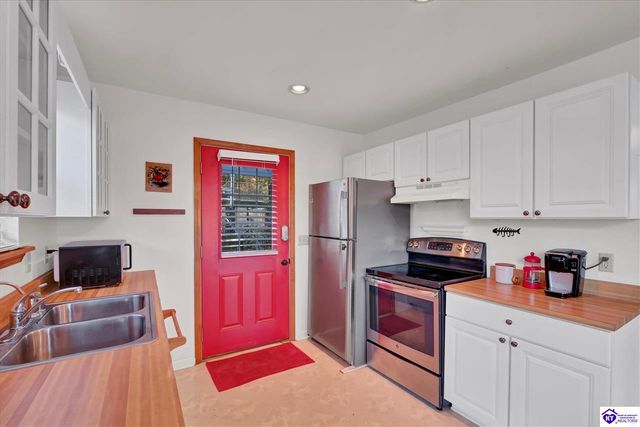 1021 Lochober Road, Leitchfield, KY 42754