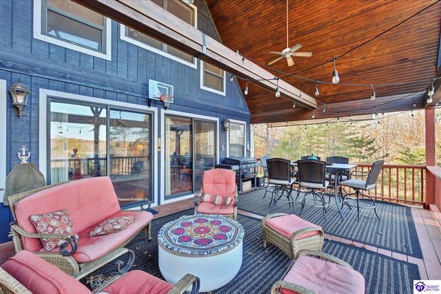 1021 Lochober Road, Leitchfield, KY 42754