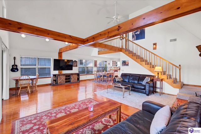 1021 Lochober Road, Leitchfield, KY 42754