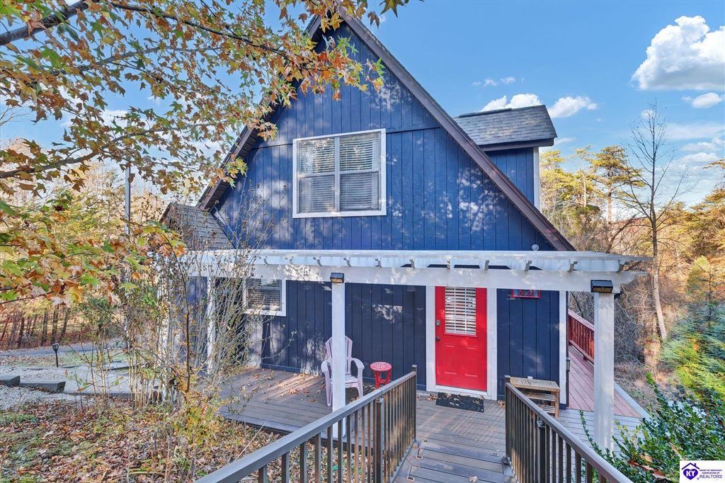 1021 Lochober Road, Leitchfield, KY 42754