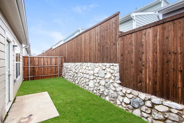 613 Sophia Way, Lewisville, TX 75057