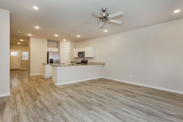613 Sophia Way, Lewisville, TX 75057