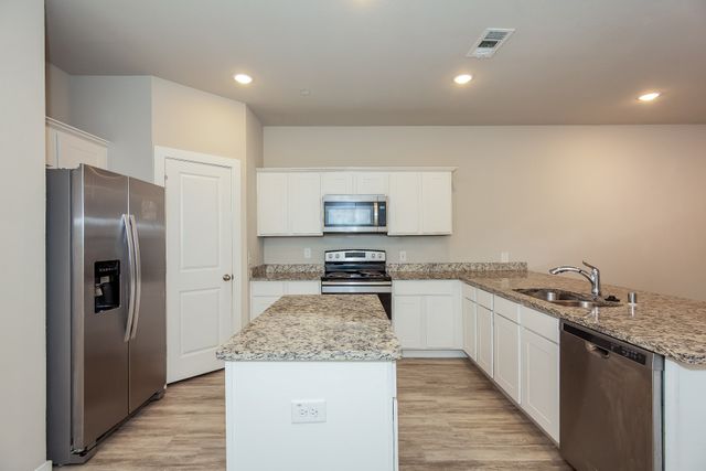 613 Sophia Way, Lewisville, TX 75057
