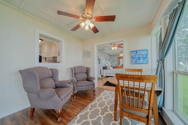 321 Crestwood Lp, Avinger, TX 75630