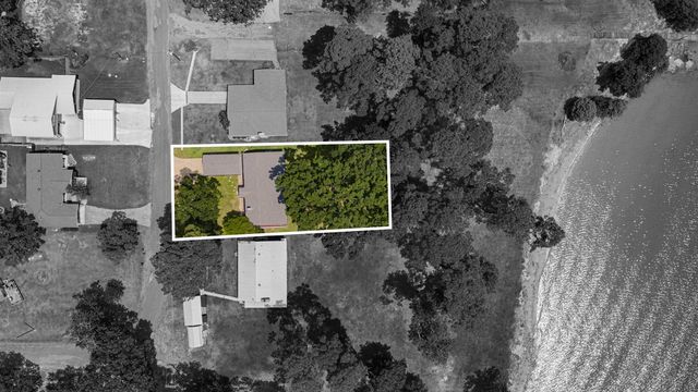 321 Crestwood Lp, Avinger, TX 75630