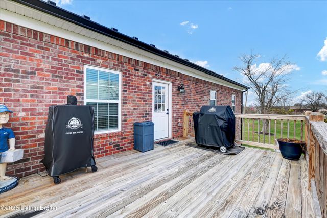 1817 Plum Ridge Rd, Taylorsville, KY 40071