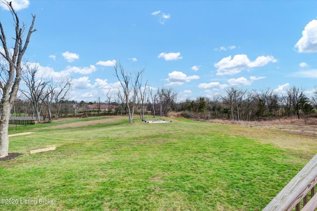 1817 Plum Ridge Rd, Taylorsville, KY 40071