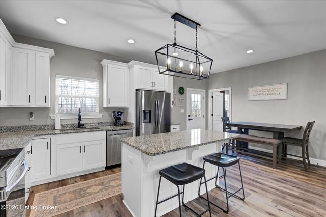 1817 Plum Ridge Rd, Taylorsville, KY 40071