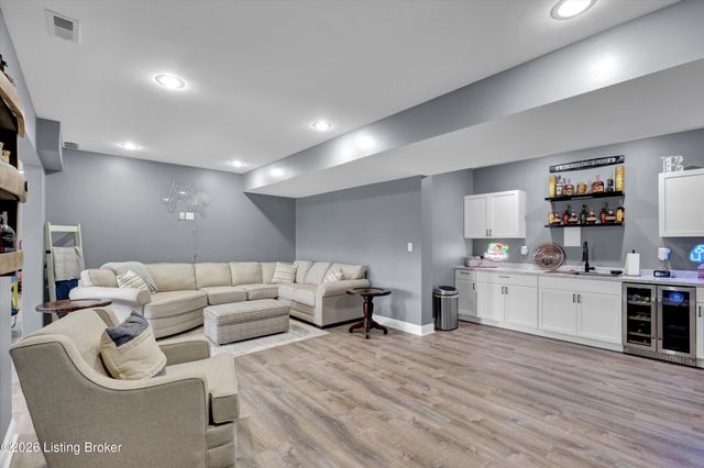 1817 Plum Ridge Rd, Taylorsville, KY 40071