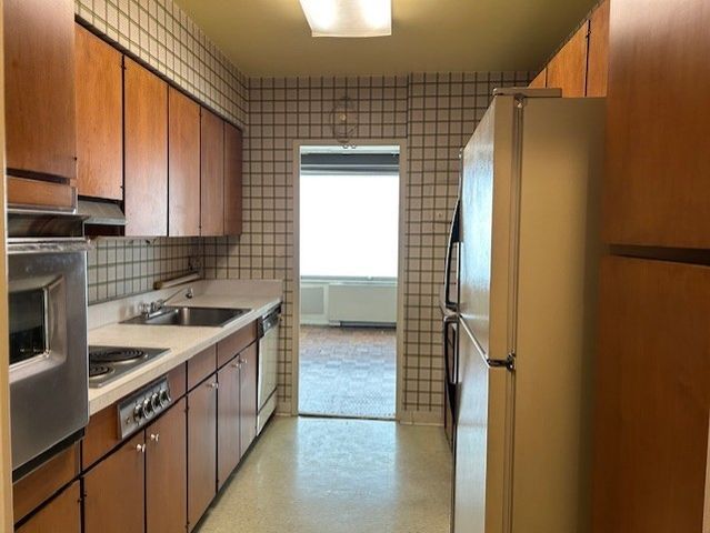 320 Fort Duquesne Blvd 23F, Downtown Pgh, PA 15222