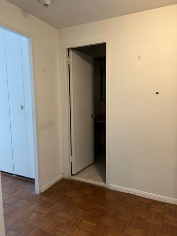 320 Fort Duquesne Blvd 23F, Downtown Pgh, PA 15222